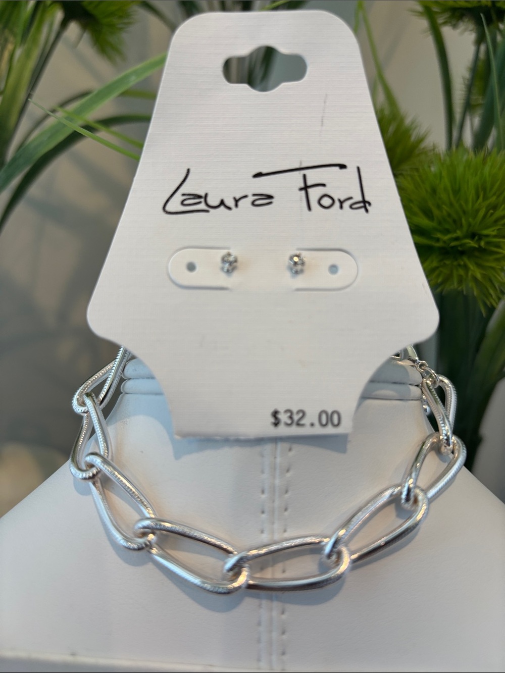 Laura Ford Chunky Snake Chain Link Silvertone w/clear rhinestones,stud earrings